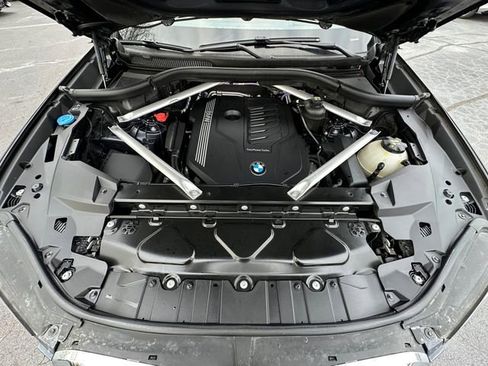 Used 2022 BMW X5 xDrive40i w/ Luxury Seating Package image 31