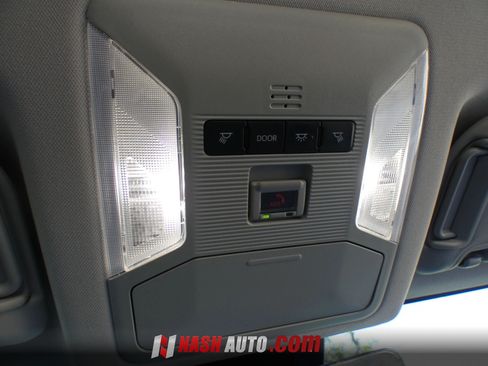Used 2023 Toyota RAV4 AWD Hybrid image 69