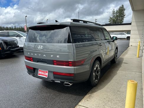 Used 2024 Hyundai Santa Fe SEL image 4