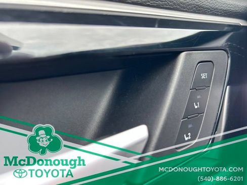 Used 2023 Mitsubishi Outlander SEL AWD/4WD image 22
