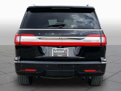 Used 2019 Lincoln Navigator Reserve AWD/4WD image 5