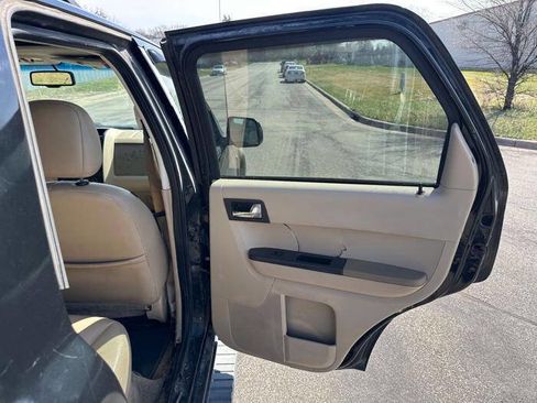 Used 2008 Ford Escape Limited AWD/4WD image 27