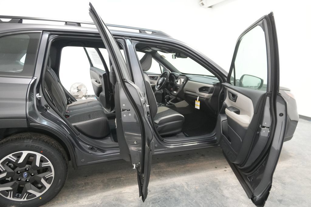 Used 2026 Subaru Forester AWD/4WD image 27