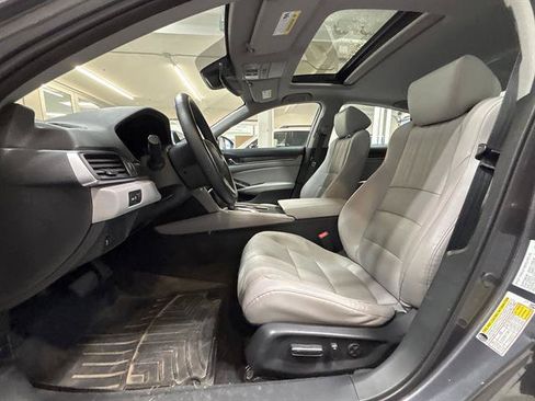 Used 2018 Honda Accord EX-L image 18