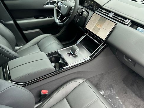 New 2026 Land Rover Range Rover Velar Dynamic SE AWD/4WD image 28