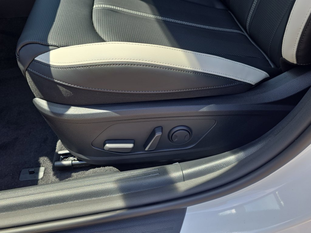 New 2026 Kia K5 GT-Line w/ GT-Line Premium Package FWD image 20