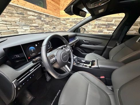 Certified 2025 Hyundai Santa Cruz Limited AWD/4WD image 10