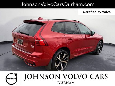 Certified 2023 Volvo XC60 B5 Ultimate w/ Climate Package image 3