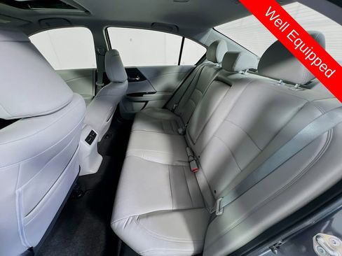 Used 2015 Honda Accord EX-L image 25