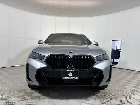 Certified 2024 BMW X6 xDrive40i w/ Premium Package AWD/4WD image 2