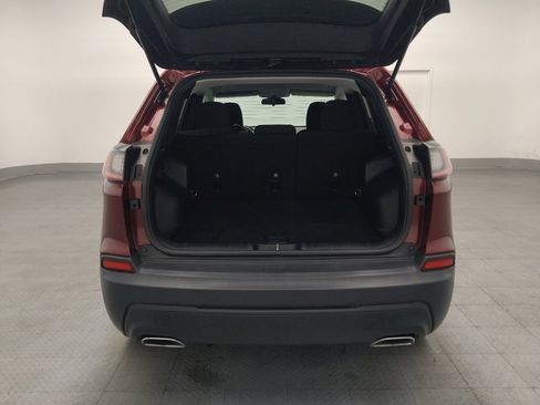 Used 2019 Jeep Cherokee Latitude w/ Popular Appearance Group AWD/4WD image 29