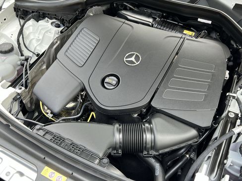 Certified 2025 Mercedes-Benz GLC 300 4MATIC image 27