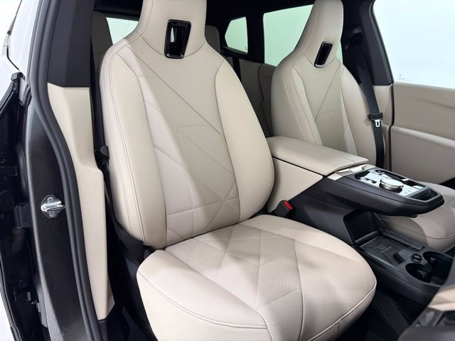 Certified 2024 BMW iX xDrive50 w/ Sport Package AWD/4WD image 18
