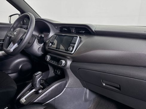 Used 2019 Nissan Kicks SV image 35