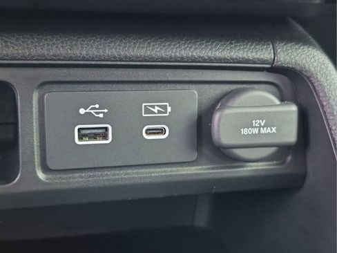 Certified 2025 Honda Pilot Sport image 26