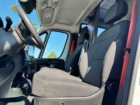 Used 2023 RAM ProMaster 3500 w/ Driver Convenience Group FWD image 19