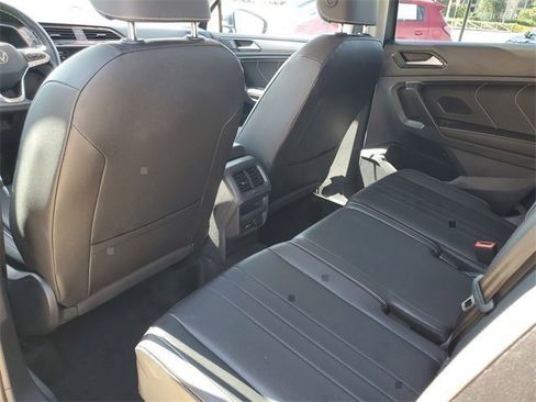 Used 2024 Volkswagen Tiguan Wolfsburg Edition image 27