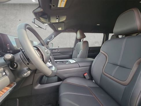 New 2026 Nissan Armada SL image 19