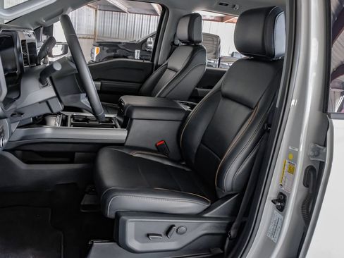 Used 2025 Ford F250 Lariat AWD/4WD image 30