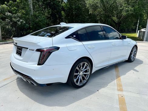 Used 2023 Cadillac CT5 V w/ Platinum Package RWD image 7