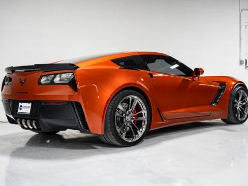 Used 2015 Chevrolet Corvette Z06 w/ Battery Protection Package image 3