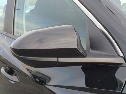 Used 2024 Hyundai Tucson SE image 12