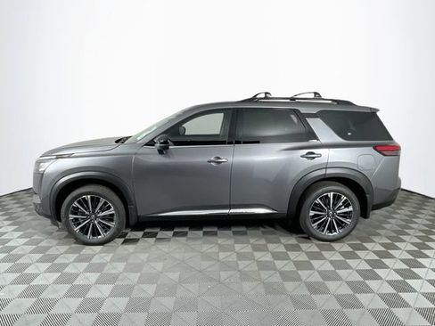 New 2026 Nissan Pathfinder Platinum FWD image 4