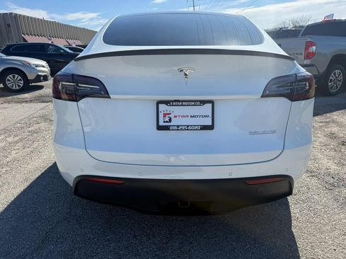 Used 2020 Tesla Model Y Performance image 4