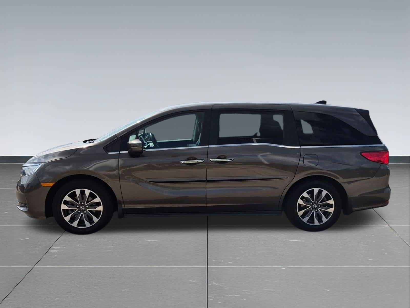 Certified 2023 Honda Odyssey EX-L image 3