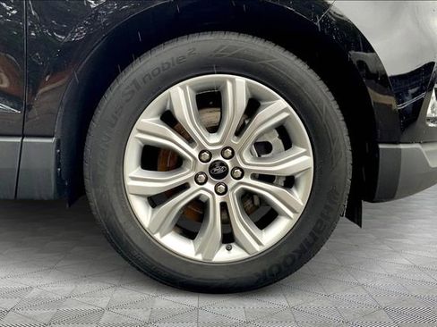 Used 2024 Ford Edge Titanium image 21