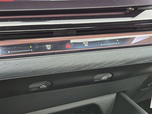 New 2026 BMW 530i xDrive 530i xDrive w/ M Sport Package image 22