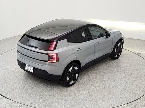 New 2026 Volvo EX30 Plus w/ Protection Package image 37