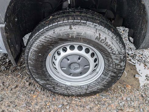 New 2026 Mercedes-Benz Sprinter 2500 image 9