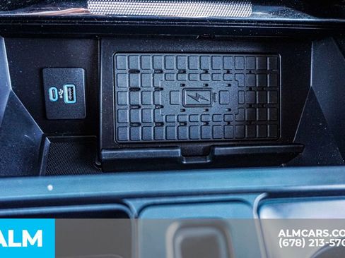 Used 2024 Ford F150 Platinum image 40