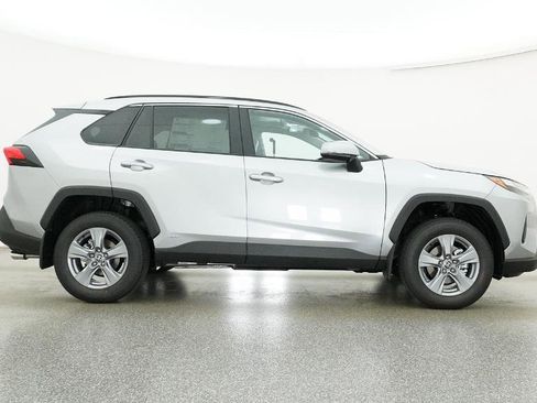 New 2025 Toyota RAV4 XLE image 26