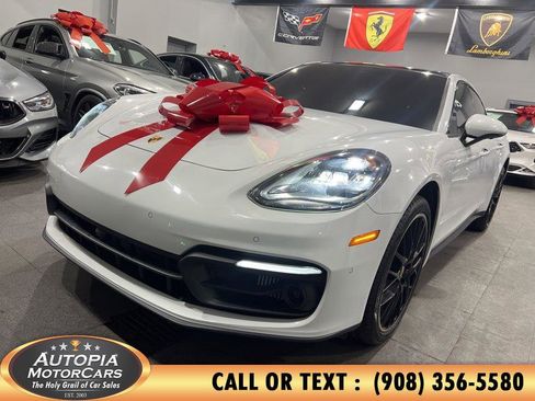 Used 2022 Porsche Panamera image 41