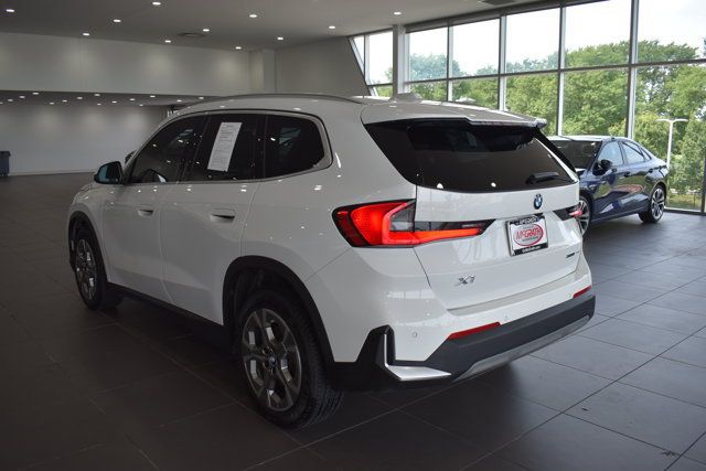 Used 2023 BMW X1 xDrive28i AWD/4WD image 5