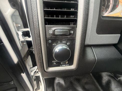 Used 2018 RAM 1500 Tradesman w/ Popular Equipment Group image 21