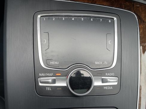 Used 2018 Audi Q5 2.0T Premium image 38