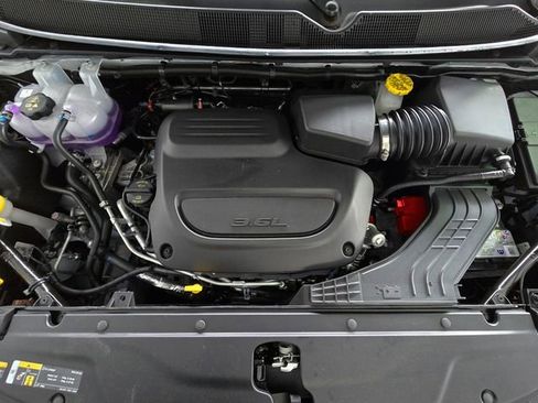 New 2026 Chrysler Pacifica Pinnacle image 30