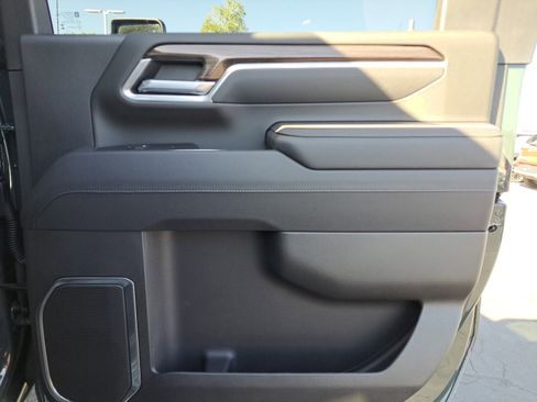 New 2025 Chevrolet Silverado 2500 LT w/ Trail Boss Package image 32