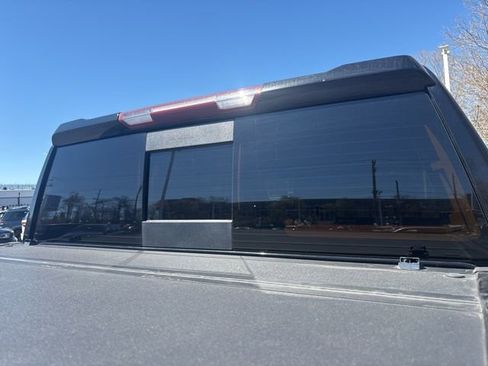 Used 2020 Chevrolet Silverado 1500 High Country image 9