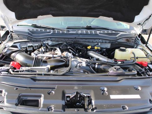 Used 2019 Ford F250 Lariat w/ Lariat Ultimate Package image 17