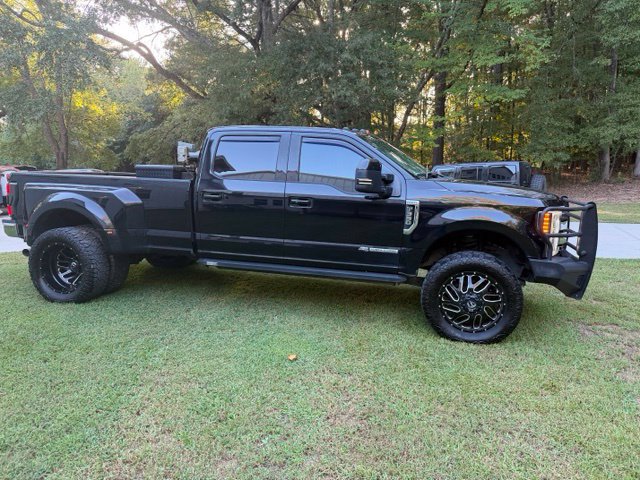 Used 2017 Ford F350 Lariat w/ Lariat Ultimate Package AWD/4WD image 1