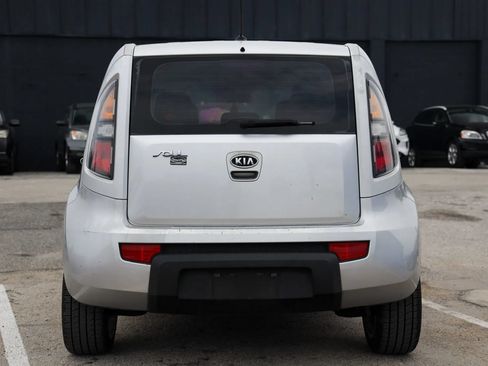 Used 2011 Kia Soul FWD image 5