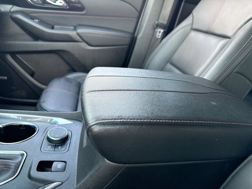 Used 2023 Chevrolet Traverse RS AWD/4WD image 21