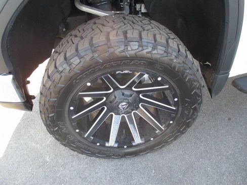 Used 2026 GMC Sierra 1500 SLT w/ SLT Convenience Package image 14