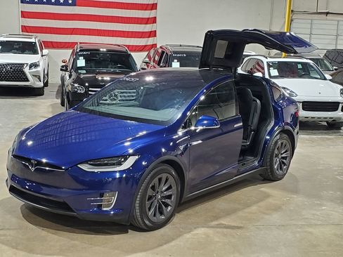 Used 2018 Tesla Model X 100D AWD/4WD image 40