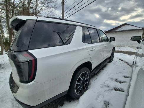 Used 2023 Chevrolet Tahoe High Country w/ Premium Package 2 image 8