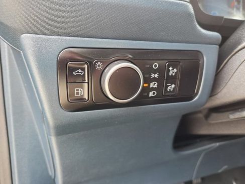 Used 2025 Ford Maverick XL FWD image 13